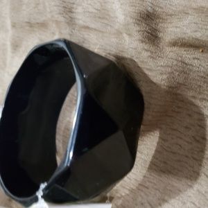 Style Chic Black Diamond Shape Woman Bangle, NWT